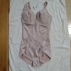 ラゼ。ボディスーツ