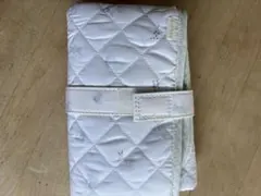 美品！ジェラートピケ 未使用 ホワイト キルティング おむつ替えマット