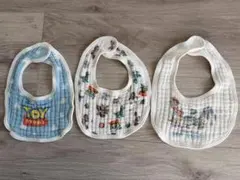 トイストーリー　スタイ　よだれかけ　ディズニー　まとめ売り　男の子　3枚セット