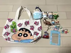 クレヨンしんちゃん　ガチャ　キーホルダー　トートバッグ　まとめ売り