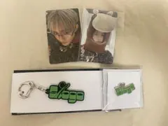 INI NEW YEAR POPUPキーホルダー ピンバッジ トレカ 田島将吾
