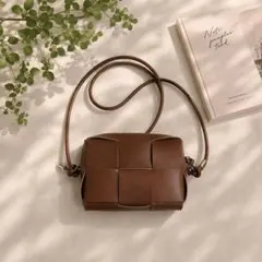 美品✨　DISCOAT メッシュ編み　ミニショルダーバッグのサムネイル