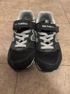 ニューバランス　ブラック　21