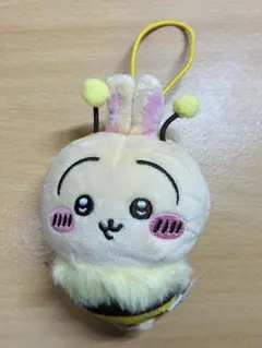 ちいかわ セブンイレブン限定 ハチさんぬいぐるみ うさぎ
