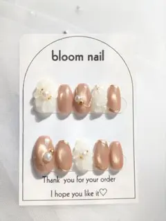 ぷっくりフラワー うるうるマグネット ニュアンス 春ネイル サイズオーダー