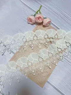 №549 白色ケミカルレース 手芸用品