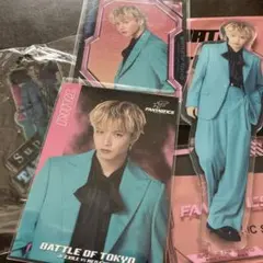 佐藤大樹botアクスタ クリアチャーム トレカ