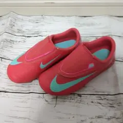 サッカーに真剣なお子様へ！Nike サッカートレーニングシューズ 19.0