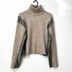 ザラ　サテン切替　リブ　ハイネック ニット