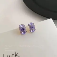 A104 シルバー925 エレガントな紫色のストーンピアス