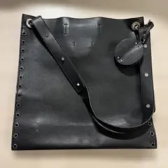 大特価！早い者勝ち！ ZARA スタッズ ショルダーバッグ ブラックのサムネイル