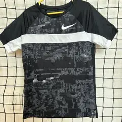 Nike グラフィックプリント Tシャツ