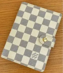 Item thumbnail for item fdf59209-69fa-446e-85d9-fb9dbe09a877