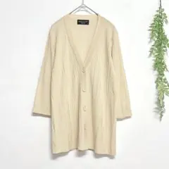 Item thumbnail for item 4feea3f0-e69e-4d6c-8f74-b997b80b037c