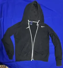 Nike ブラック フルジップパーカー