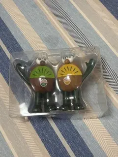 ☆希少❗️レッド入り❗️当選品キウイブラザーズ&フィギュア レッド