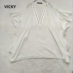 VICKY　Vネックブラウス　ビーズ装飾　透け感　軽量　春夏　フレアのサムネイル