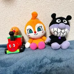 アンパンマン　ドキンちゃん　バイキンマン　ぬいぐるみ　SLまん　おもちゃ