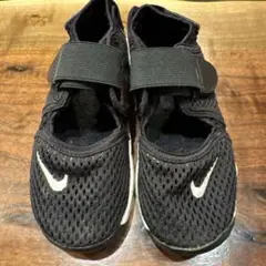 Nike スニーカー　16センチブラック