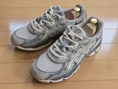 asics GEL-NYC クリーム オイスターグレー　26.5センチのサムネイル