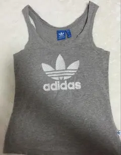 adidas フリル付きリメイクタンクトップ グレー adidas フリル グレー Tシャツ リメイク 古着 - メルカリ