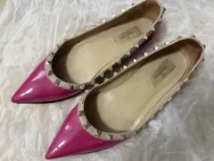 格安‼️VALENTINO スタッズ付きピンクフラットシューズ