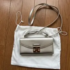 スマホショルダーバッグ ブランド