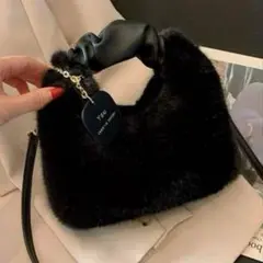 ファーバッグ　ブラック ショルダーバッグ　ハンドバック　フワフワ　2way