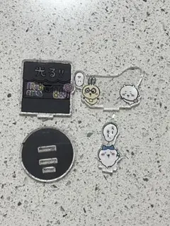 ちいかわ お出かけ楽しみ！な レイヤーアクリルスタンド 光る！！