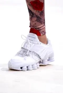 2025年最新】comme des garcons nike shoxの人気アイテム - メルカリ