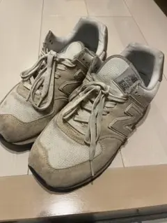 New Balance 574 ベージュ スニーカー