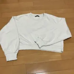 さらにお値下げ❣️ZARAライトベージュ クロップドスウェットシャツ　裏起毛