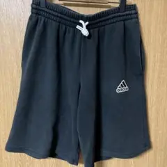 よ*ん様 adidas 黒 ショートパンツ J/0 (O)
