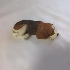 ビーグル犬の置物