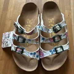 新品未使用　papillio birkenstock 花柄サンダル　24cm