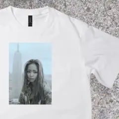 フォトプリント Tシャツ ホワイト　安室奈美恵　アーティストTのサムネイル