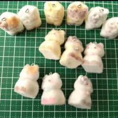 No.126-2 猫ちゃんチャーム【12個】