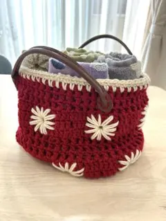 ハンドメイド 赤 かごバッグ 花模　お値下げ中