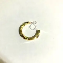 金色フープ型ノンホールピアス 片耳