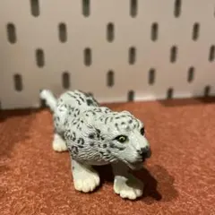 サファリ社 safari 動物フィギュア　ユキヒョウ 美品のサムネイル