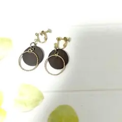 【本革】ラウンド型ダークブラウンレザー　フープイヤリング　ピアス変更可