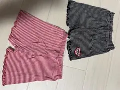 赤と黒のストライプ フリル付きショートパンツ