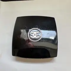 CHANEL オンブル　プルミエール　プードゥル　905エレクトラム　ラメ