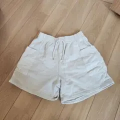 ショートパンツ