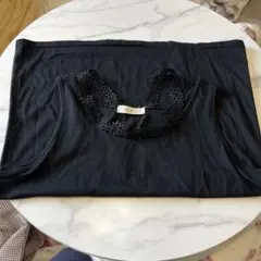 黒 レース装飾 タンクトップ