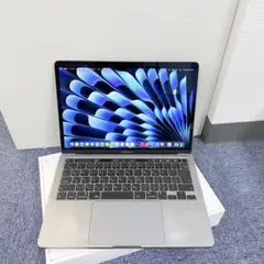 Apple MacBook Pro M1 13 インチ 8GB/256GBのサムネイル