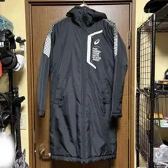 ASICS ベンチコート ブラック フード付き