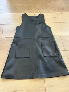 ZARA フェイクレザーワンピース　未使用に近い