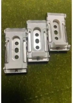 ニチベイロールスクリーンブラケット 3個