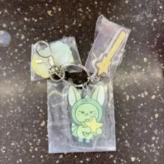 TXT PPULBATUアクリルチャーム ファミマ